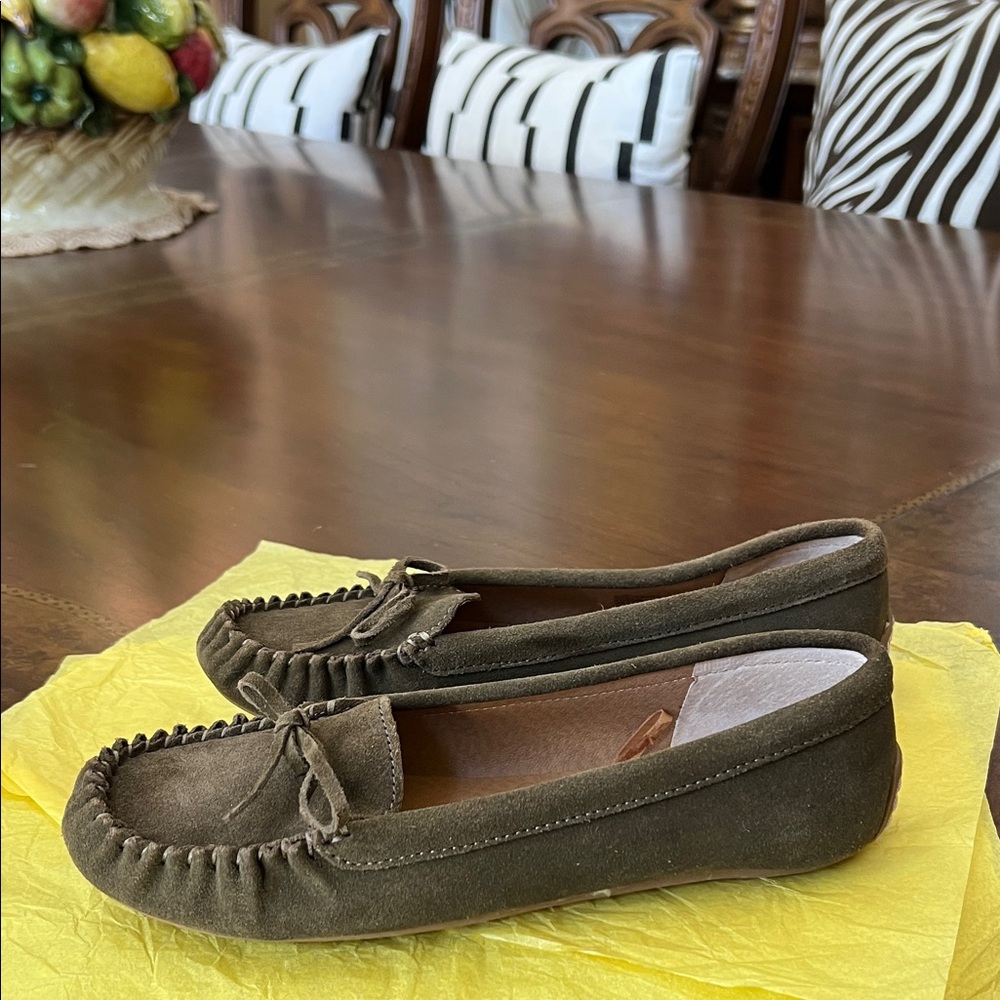 Lucky Brand walking shoes